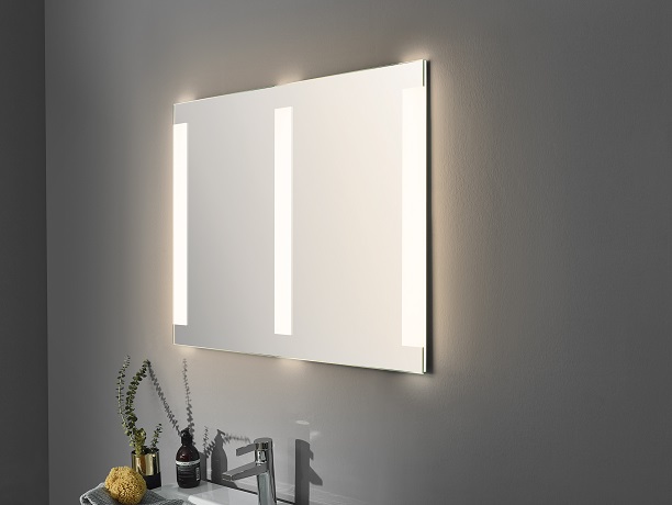 Tiga-Line mit 3 LED-Streifen 700mm hoch